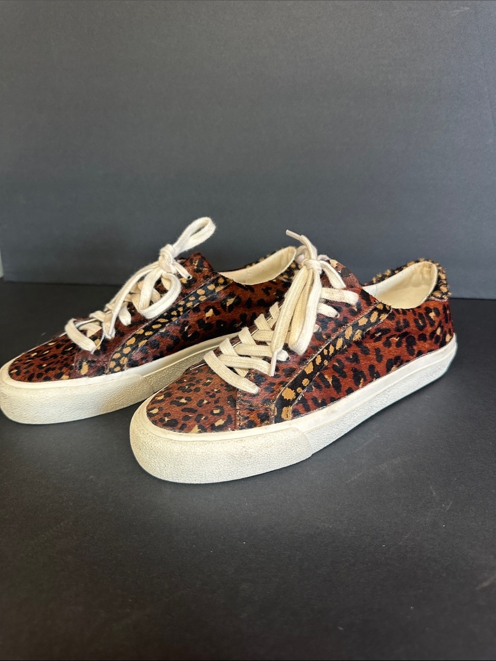 Madewell leopard print sneakers with fur size 7 women’s